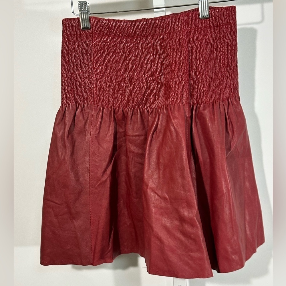 Leifsdottir for Anthropologie Red Leather Smocked Mini Skirt – Size 4 - Picture 4 of 7